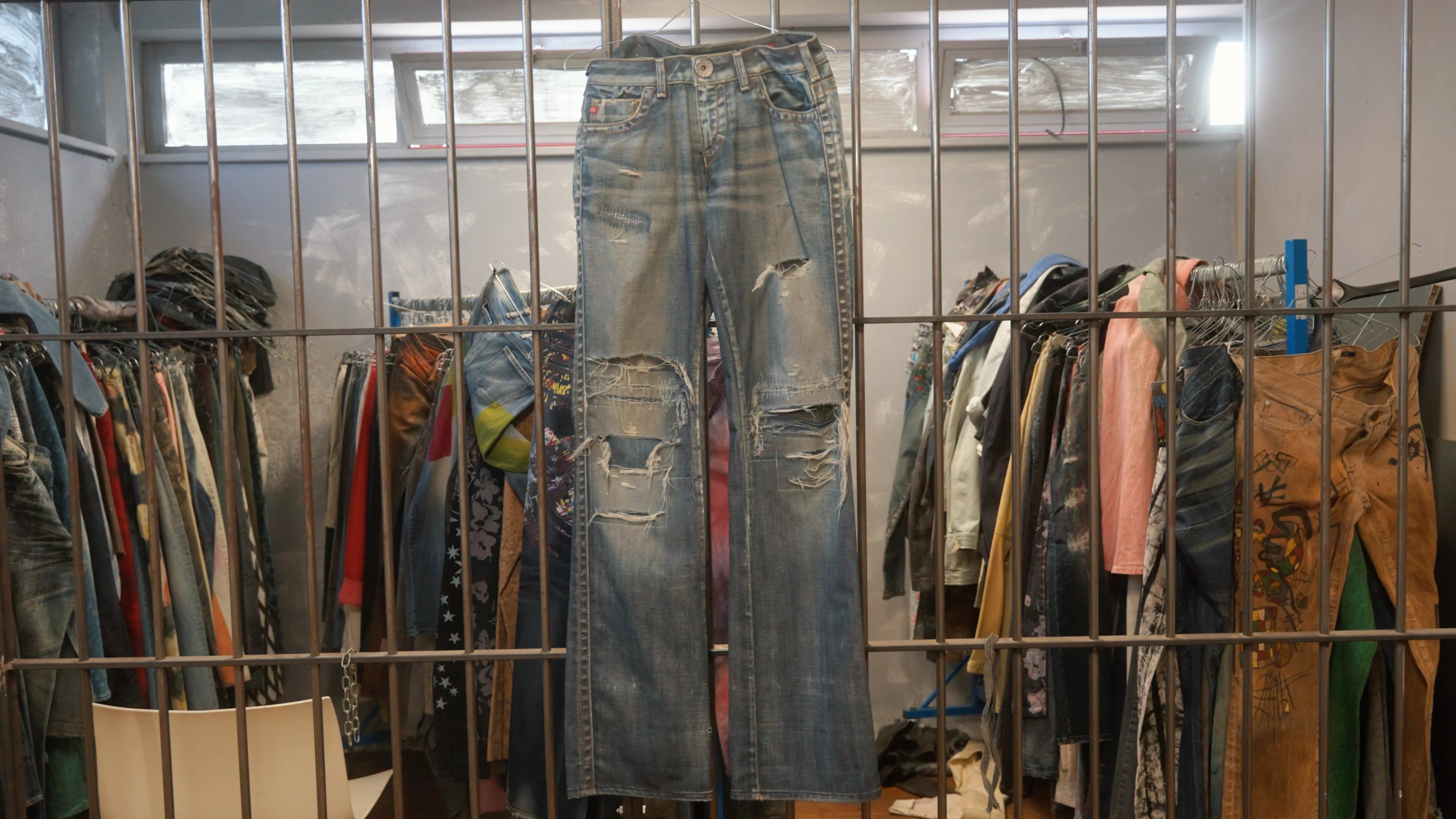 FACTORY B_ROLL.00_31_35_24.Still034